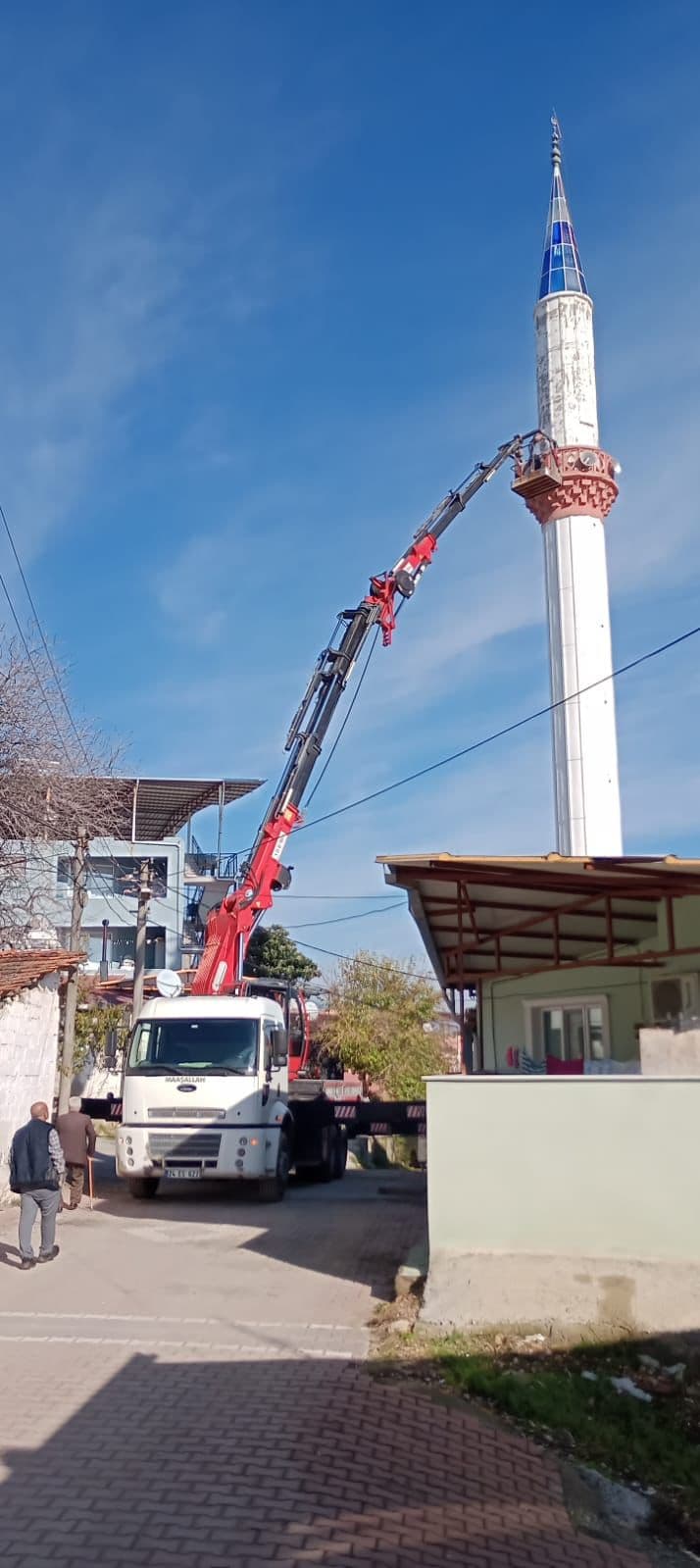 Urla vinç, marina projesi, denizcilik vinç, özel çözüm